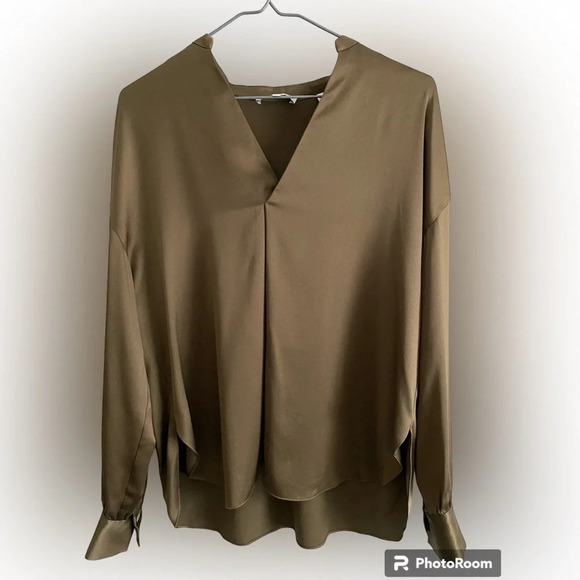 VINCE 100%  Silk Bronze Green Flowy V-Neck Shirt Size XS - Picture 1 of 11